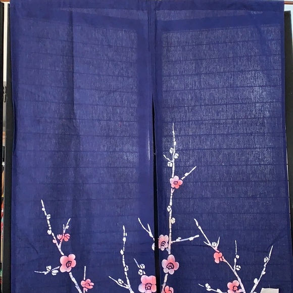 Noren Japanese Doorway Hanging - Picture 2 of 4